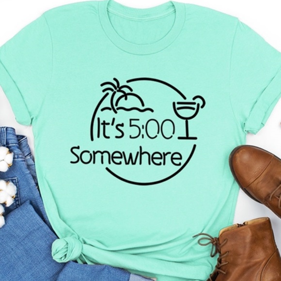 Trindy Clozet Boutique Tops - It’s 5:00 Somewhere Graphic Tee